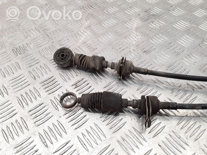 Hyundai Sonata Gear shift cable linkage D007CHJ