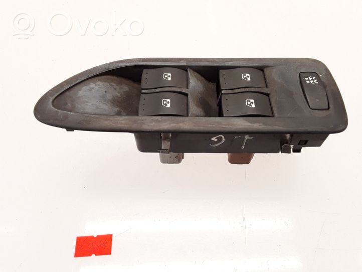 Renault Laguna II Electric window control switch 26515