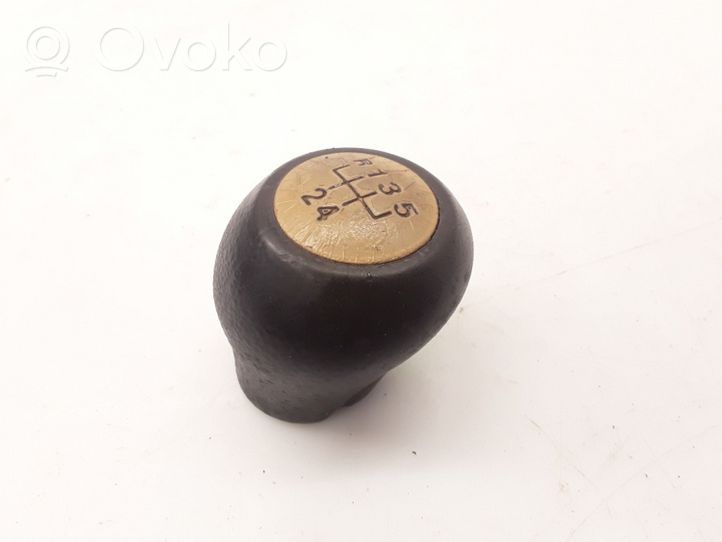 Hyundai Matrix Gear lever shifter trim leather/knob 