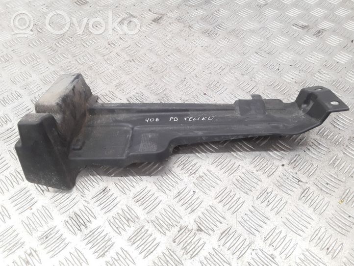 Nissan Micra Staffa del pannello di supporto del radiatore parte superiore 62822AX600