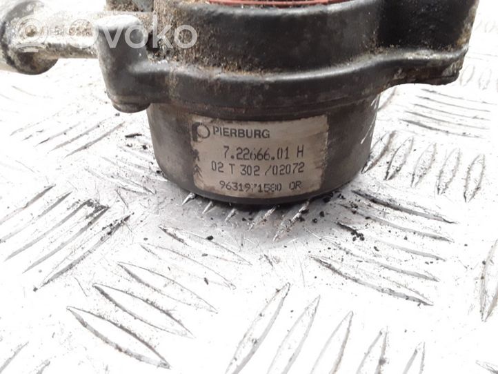 Citroen C8 Pompe à vide 72266601H