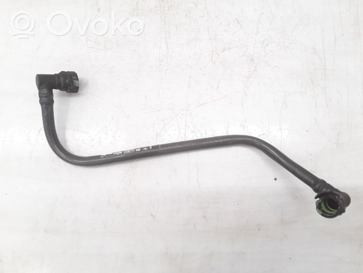 Ford Maverick Tubo flessibile del liquido di raffreddamento del motore 5L8E6853AD