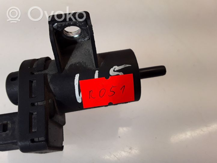 Renault Megane III Vacuum valve 8200762162