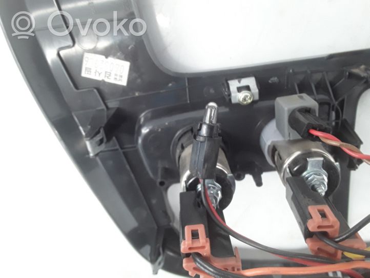 KIA Carnival Ramka drążka zmiany biegów 846314D020