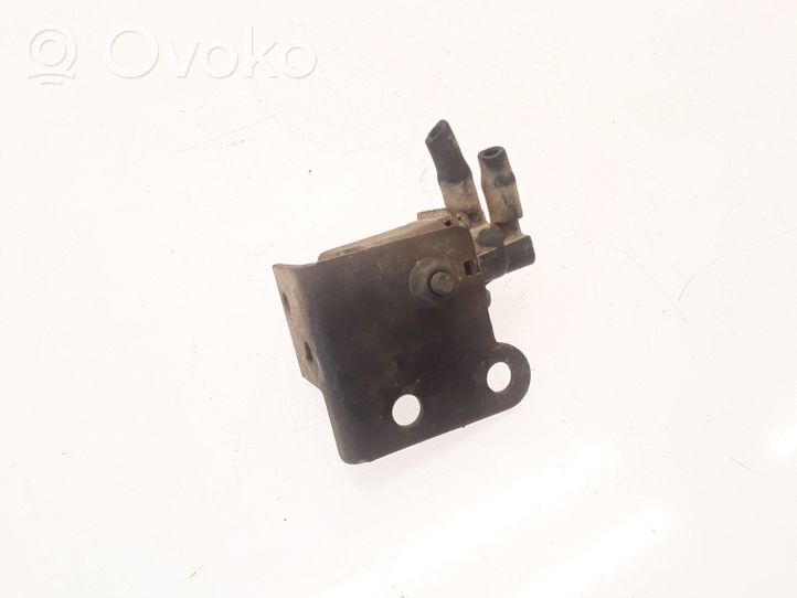 Hyundai Santa Fe Vacuum valve K5T48371