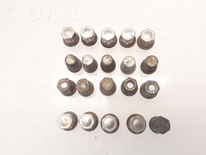 Volvo S40 Nuts/bolts 