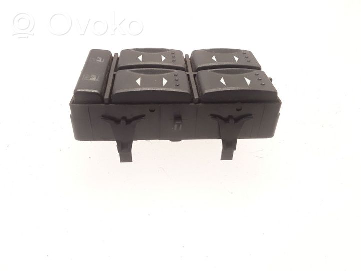 Ford Mondeo Mk III Electric window control switch 3S7T14A132BA