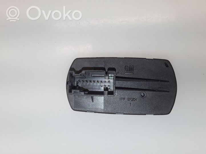 Opel Corsa D Veidrodėlių jungtukas 13258521AA