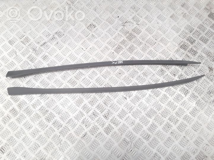 Opel Corsa C Listwa szyby czołowej / przedniej 013106281