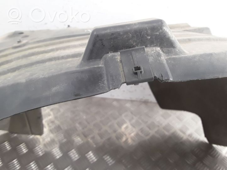 Nissan Titan Rivestimento paraspruzzi passaruota anteriore 638417S