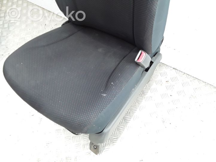 Daihatsu Sirion Sedile anteriore del conducente 