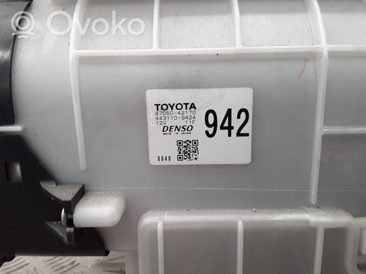 Toyota RAV 4 (XA20) Salono oro mazgo komplektas 8705042170