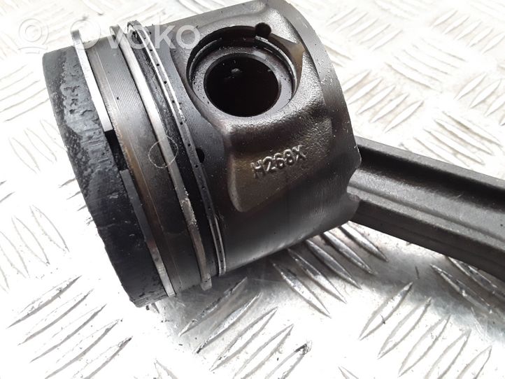 Citroen C6 Piston with connecting rod H268X