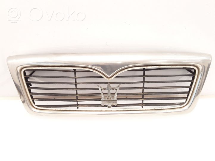 Maserati 228 Grille calandre supérieure de pare-chocs avant 