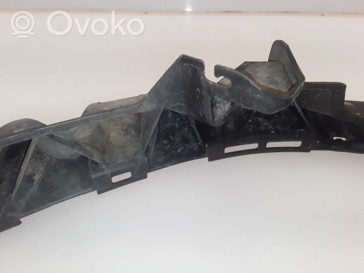 Renault Megane II Uchwyt / Mocowanie lampy przedniej 8200114673