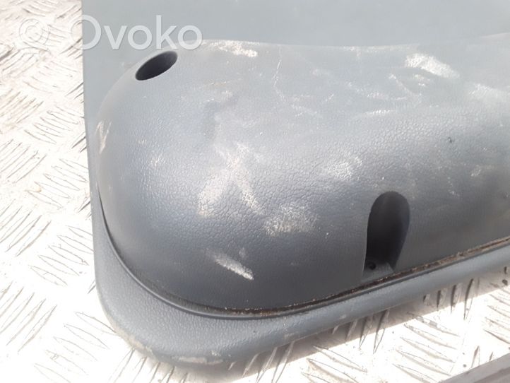 Renault Kangoo I Rivestimento del pannello della portiera anteriore 7700304763