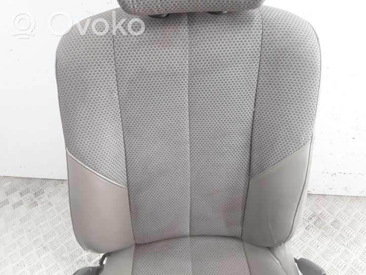 Renault Megane II Siège conducteur avant 8200188308