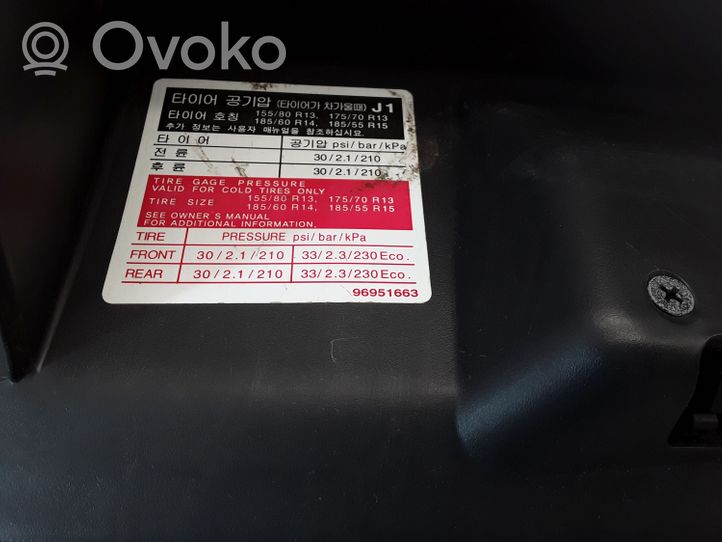 Chevrolet Aveo Pokrywa schowka deski rozdzielczej 96951663