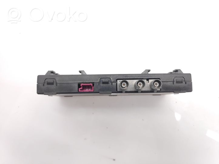 Citroen C6 Antenos stiprintuvas 9655888380