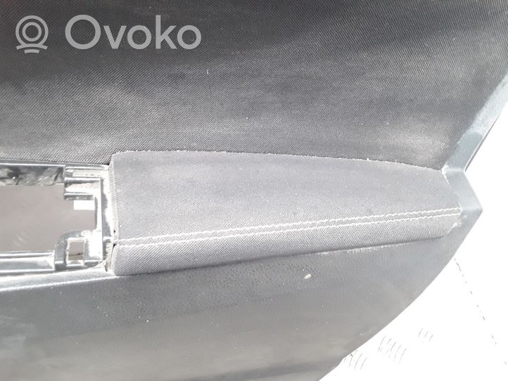 Toyota Auris E180 Apmušimas priekinių durų (obšifke) 6777702300