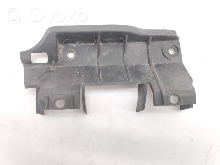 Volvo S40, V40 Support de pare-chocs arrière 84660