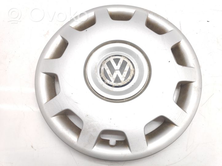 Volkswagen PASSAT B5 R15 wheel hub/cap/trim 3B0601147