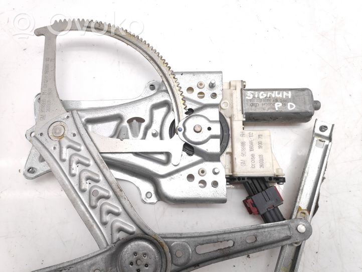 Opel Signum Elektryczny podnośnik szyby drzwi przednich 0130822012