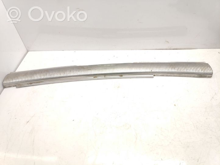 Volkswagen PASSAT B5 Trunk/boot sill cover protection J89863459G