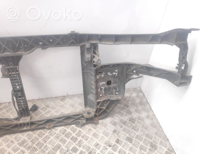 Hyundai Grandeur Jäähdyttimen kehyksen suojapaneeli 918403L020