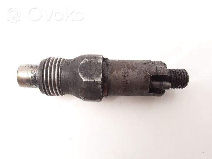 Renault Kangoo I Fuel injector LCR6735405