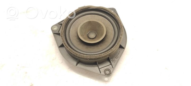 Toyota Corolla E120 E130 Enceinte de porte arrière 8616002380