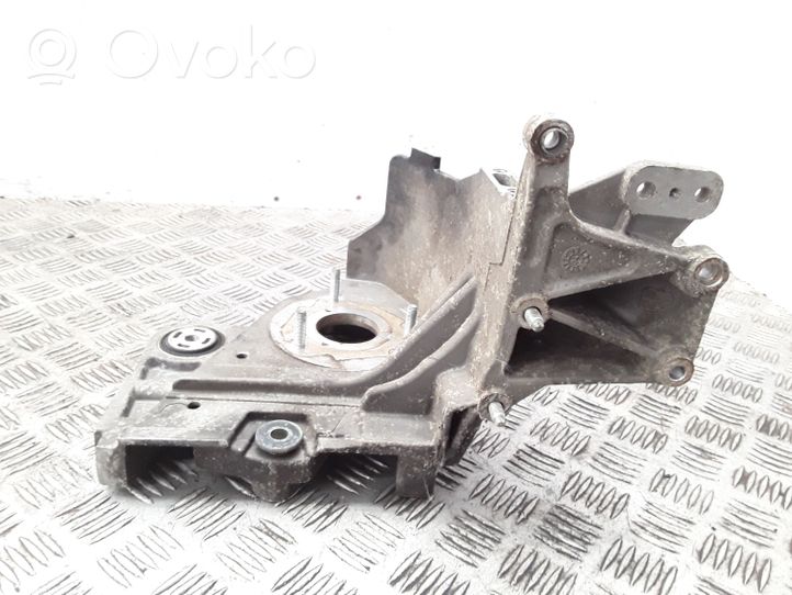 Alfa Romeo 166 Supporto di montaggio del motore (usato) 73500100