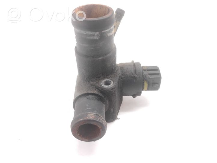 Volkswagen Caddy Engine coolant pipe/hose 028121132A