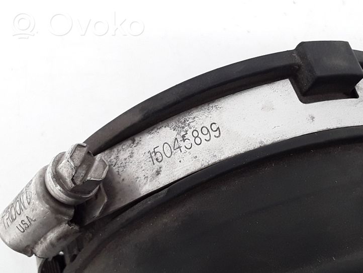 Saab 9-7X Część rury dolotu powietrza 15045899