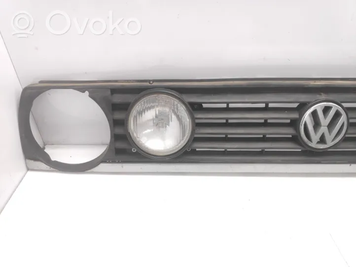 Volkswagen Golf II Front bumper upper radiator grill 