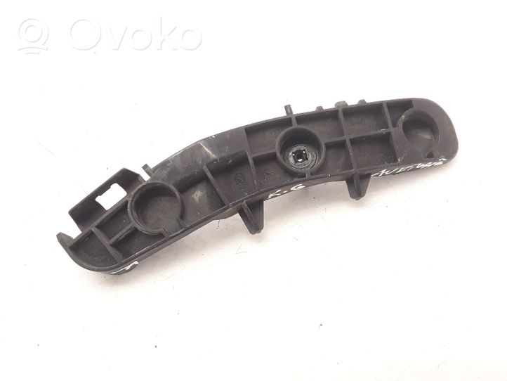 Toyota Avensis T270 Support de pare-chocs arrière 5257805010