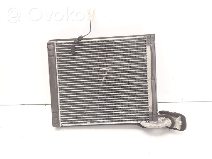 Toyota Avensis T270 Oro kondicionieriaus radiatorius (salone) MF4475003070