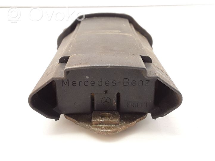 Mercedes-Benz E W124 Türfangband Türfeststeller Türstopper hinten 2017270430