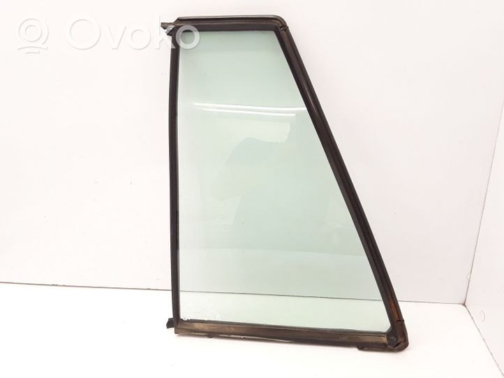 Mercedes-Benz E W124 Rear vent window glass 43R001190