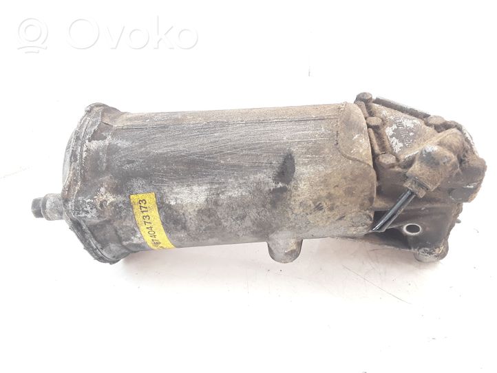 Mercedes-Benz W123 Supporto di montaggio del filtro dell’olio 6171840125