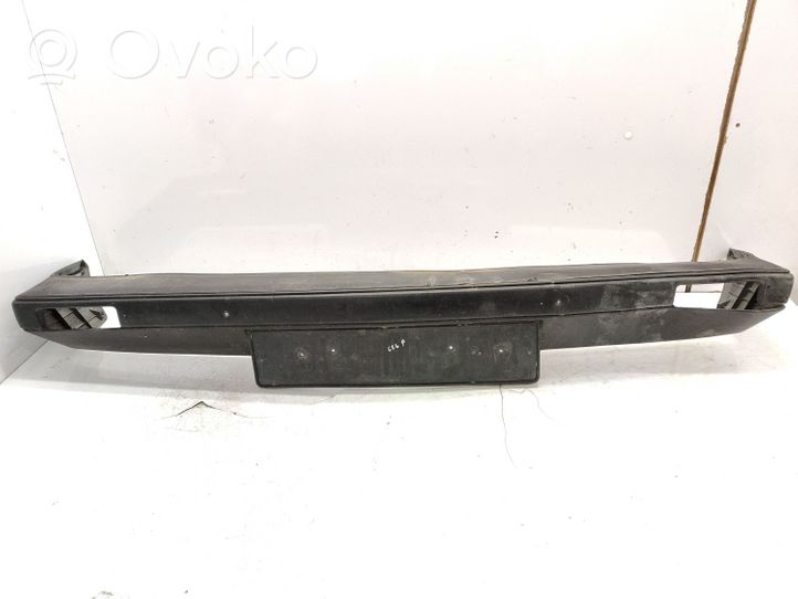 Volkswagen Polo II 86C 2F Paraurti anteriore 861807217