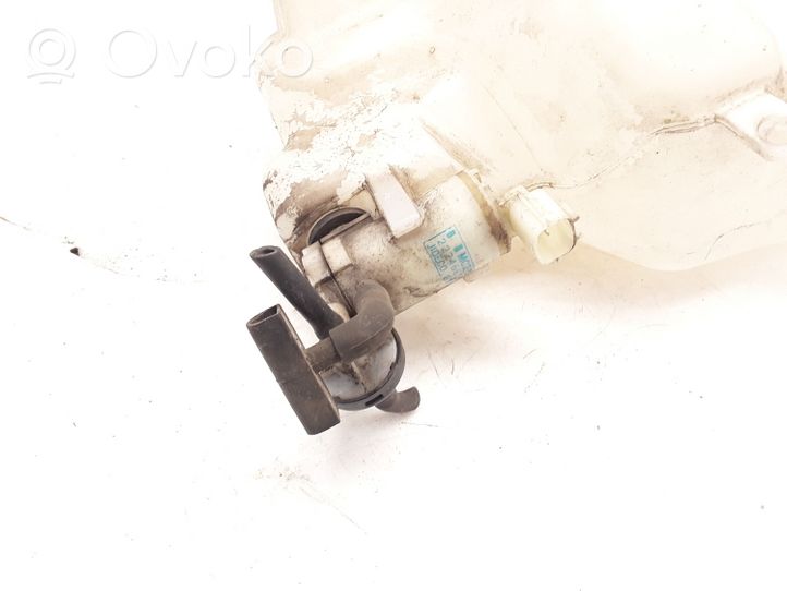 Mazda 2 Réservoir de liquide lave-glace 2224663