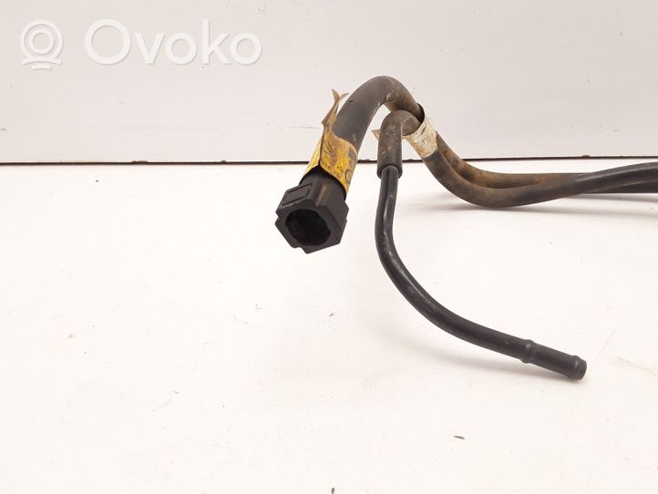 Chevrolet Captiva Tuyau d'alimentation conduite de carburant 96813702