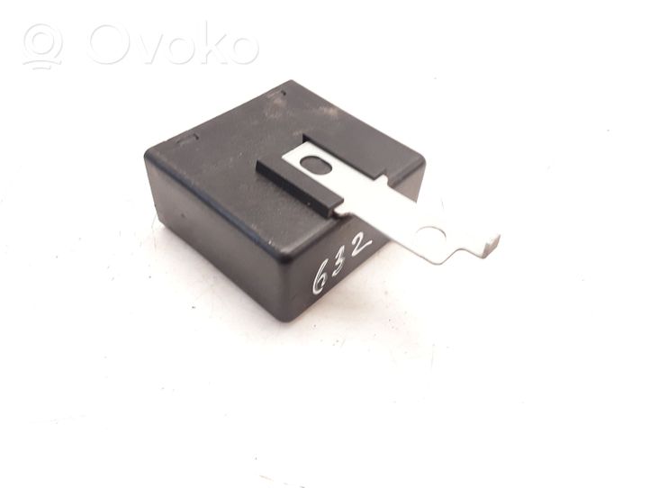 Chevrolet Captiva Wing mirror control module 96673478