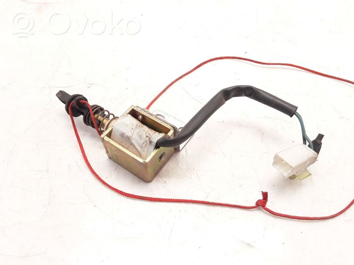 Alfa Romeo 166 Fuel tank cap lock motor 60621031