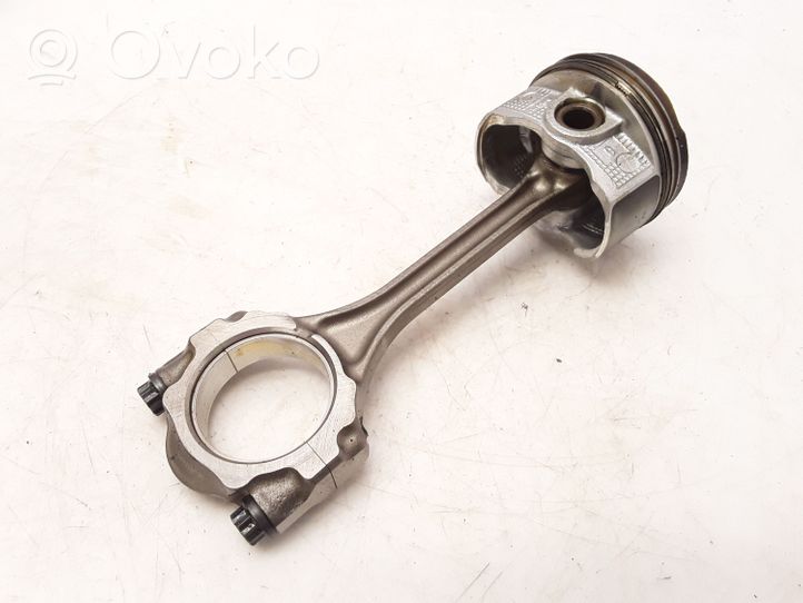 Toyota Yaris Piston 