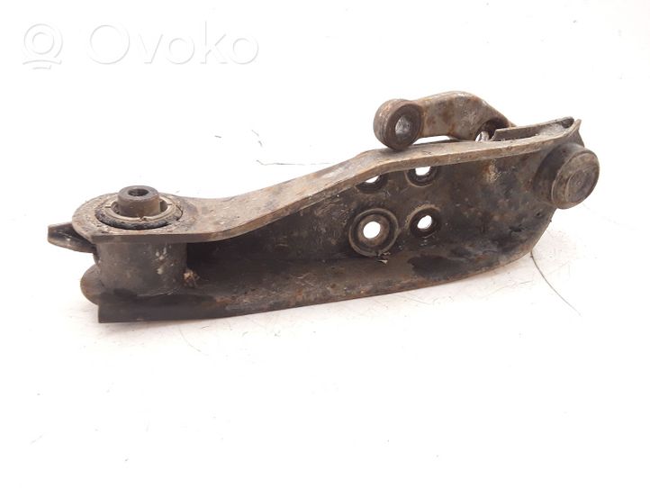 Mazda 929 Front lower control arm/wishbone 