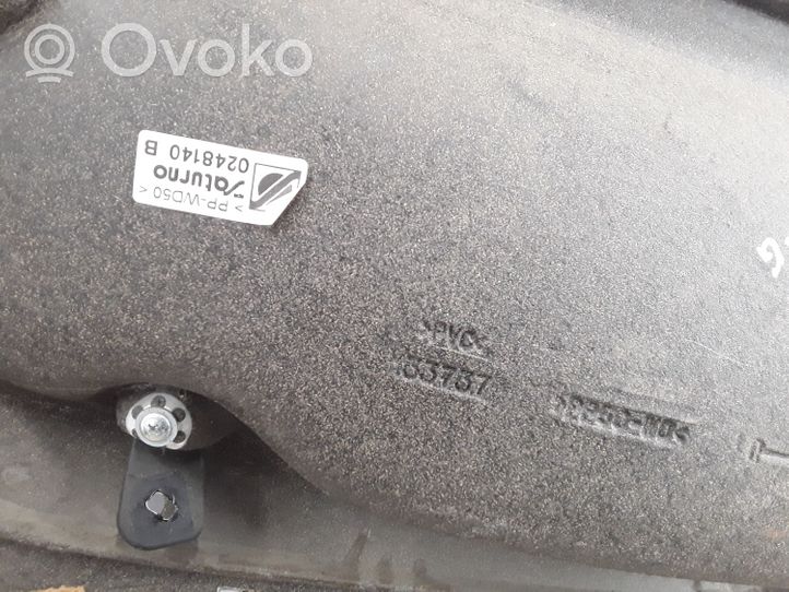 Peugeot 406 Takaoven verhoilu 