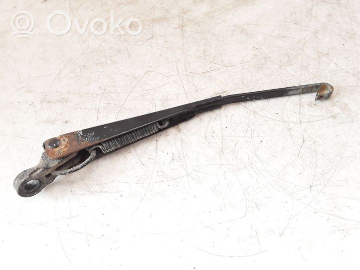 Volvo S40, V40 Rear wiper blade arm 