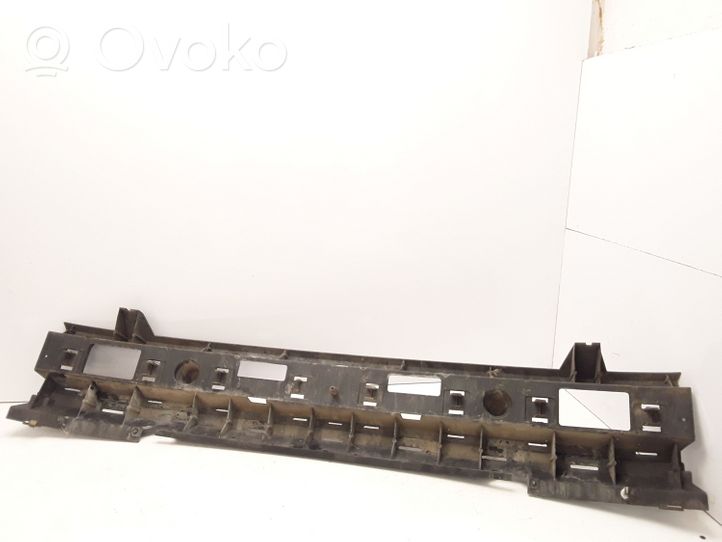 Volvo S40, V40 Support de pare-chocs arrière 804612